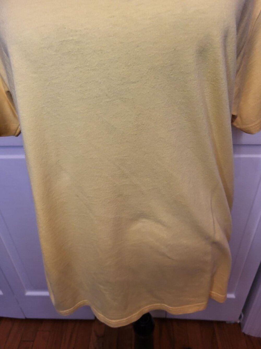 Vintage 90s Mandal Bay Butter Yellow Tee Embroidered Daisies Bees L Cottage - Picture 4 of 6